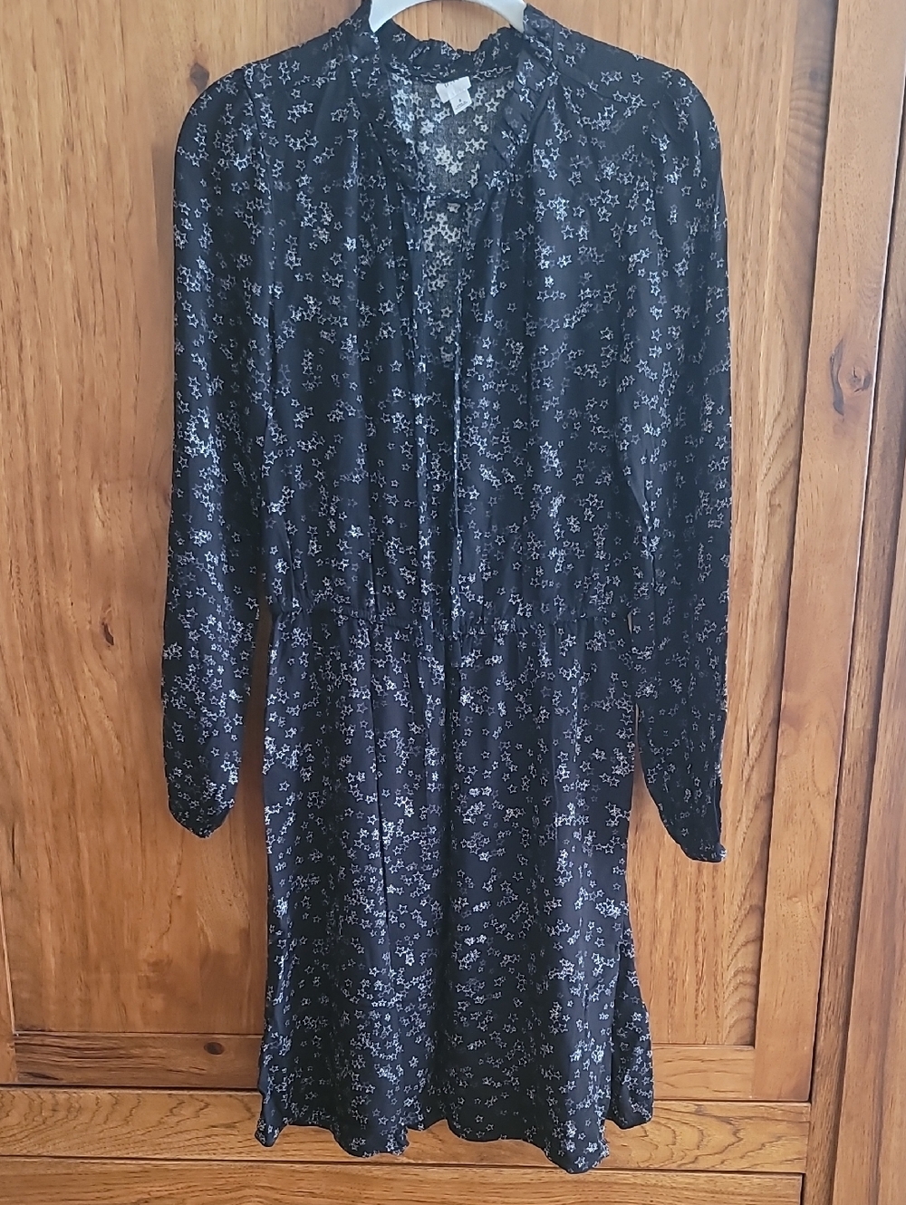 Black Floral Long-Sleeve V-Neck Dress